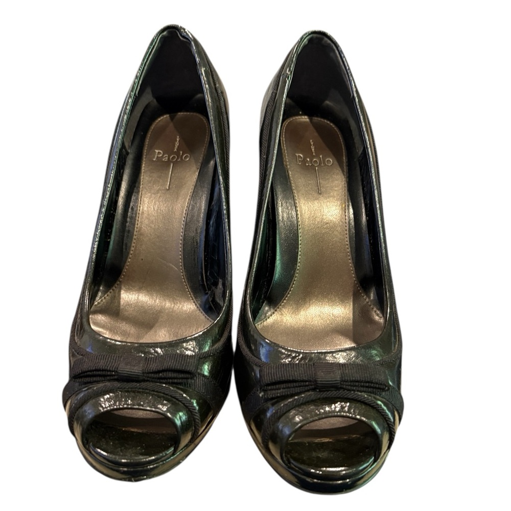Paolo Black Leather peep toe with block Heel. Size 7‎ *slight peeling on lining